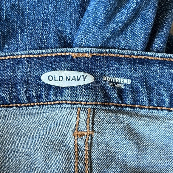 Boyfriend Mid Rise Old Navy Jeans Size 12 - Picture 4 of 7